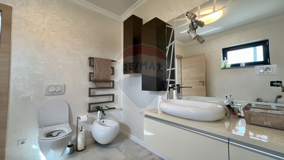 4 room House / Villa for sale