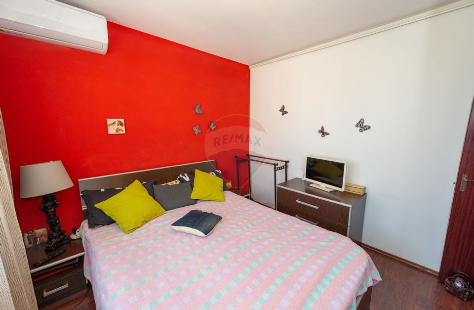 3 rooms apartment for sale, tram end 41, Ghencea, ADP parking