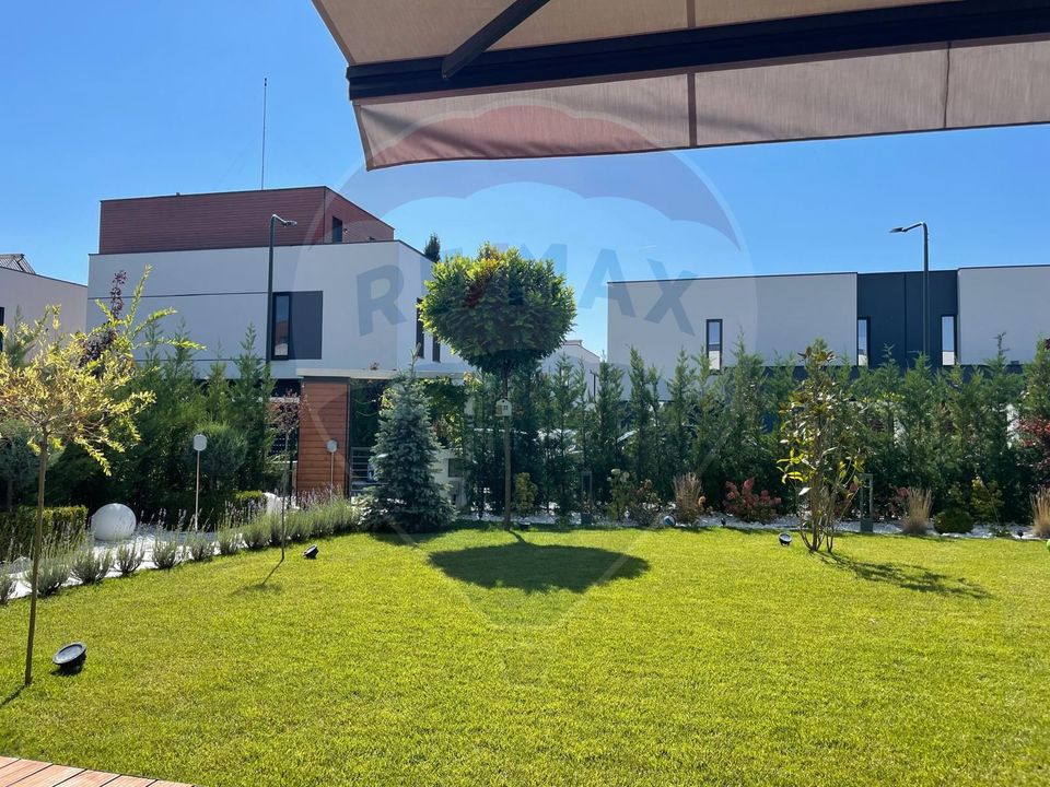 6 room House / Villa for sale