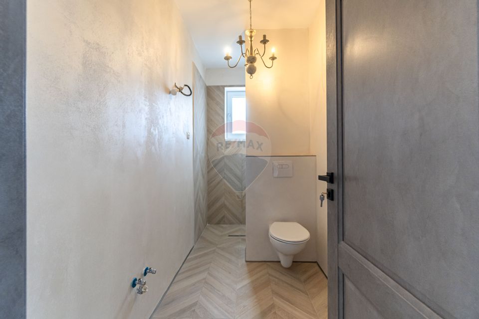 CASE NOI ÎN ARHITECTURĂ ALPINO-MODERNĂ CU ALEE PRIVATA | CRISTIAN