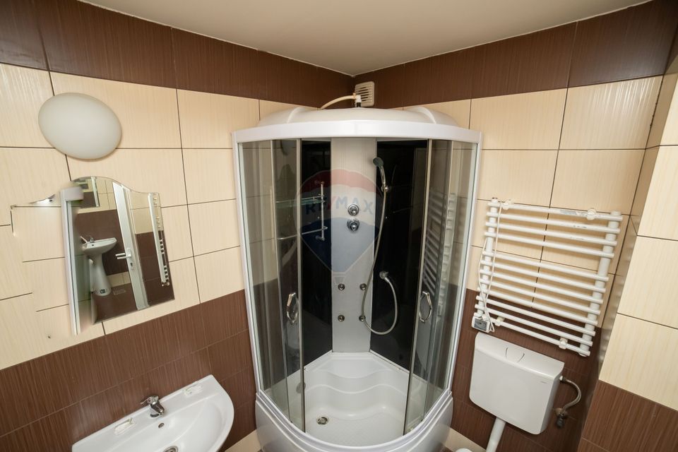 21 room Hotel / Pension for sale, Calea Romanului area