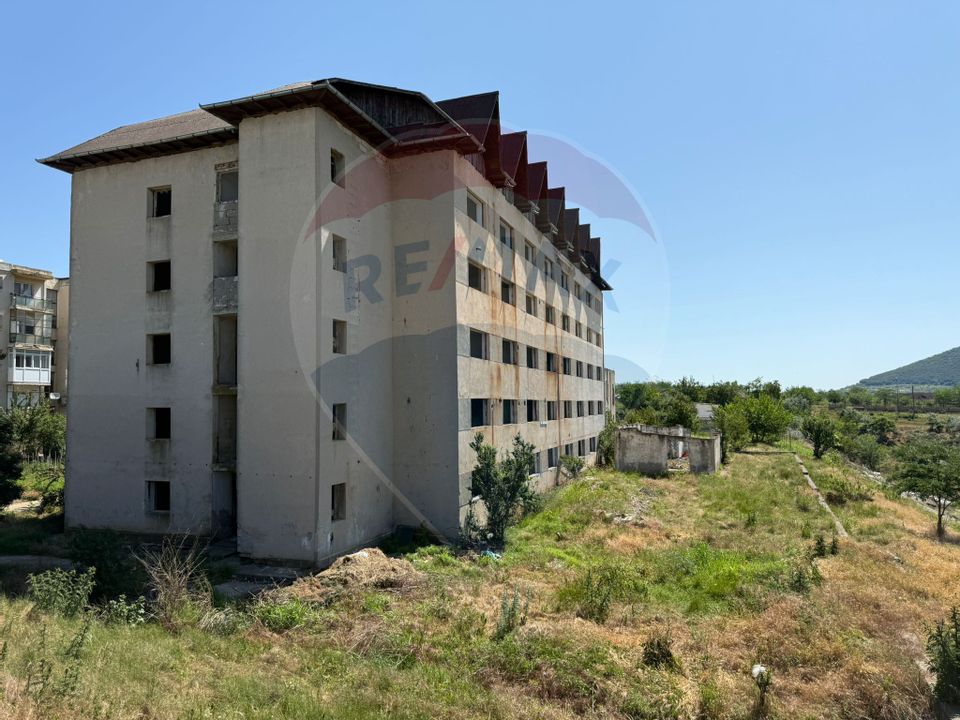 2,300sqm PROPERTY for sale BABADAG / TULCEA / CONSTANTA
