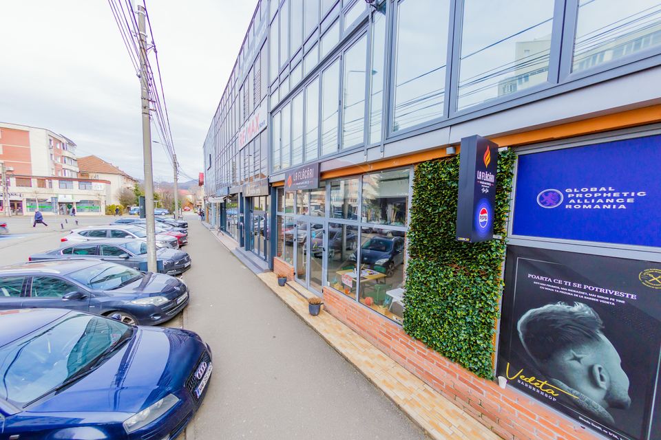 90sq.m Commercial Space for sale, Progresul area