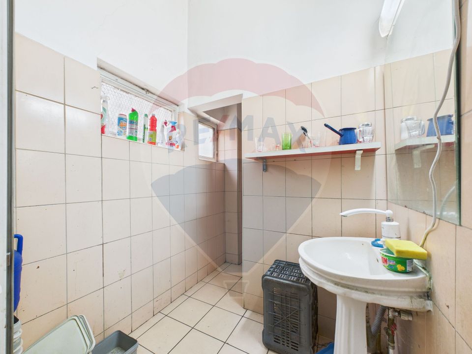 86.22sq.m Commercial Space for sale, Vacaresti area