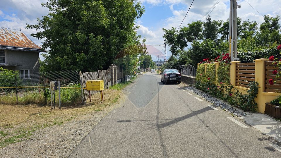 Casă / Vilă, teren 1700mp,  în Lisaura-Ipotești, Suceava