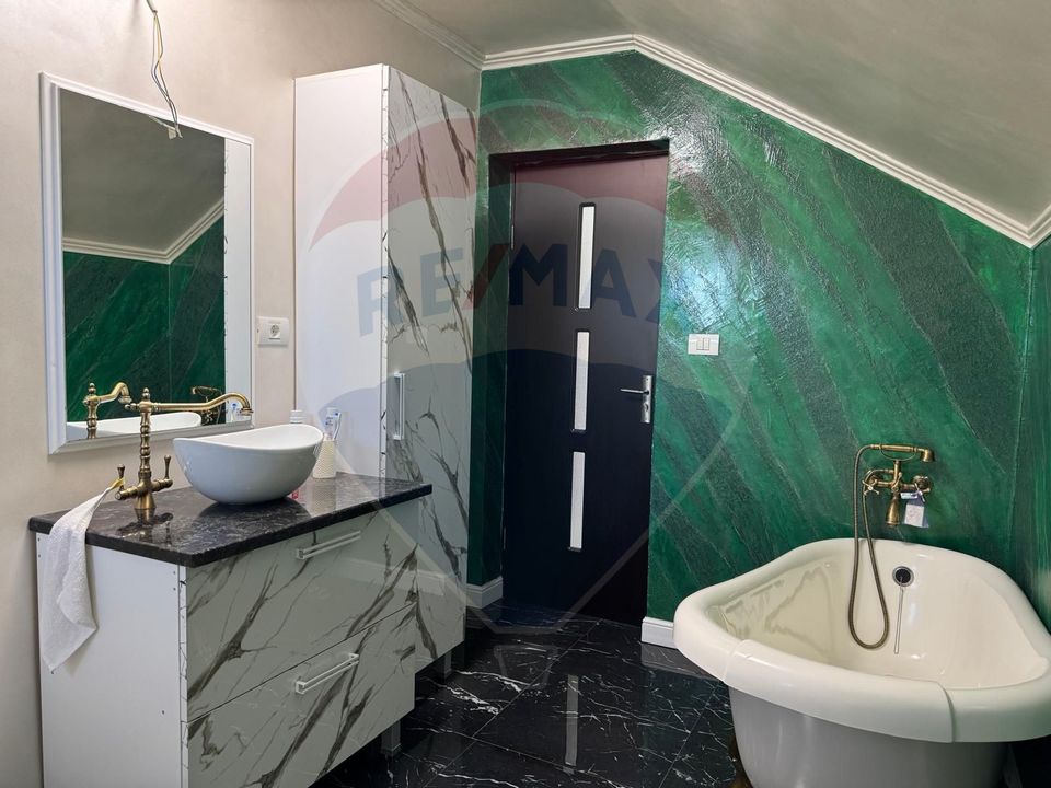 4 room House / Villa for sale