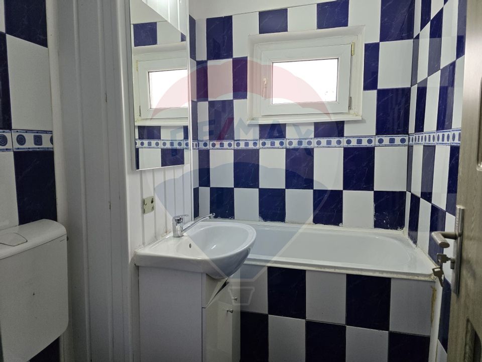 3 room Apartment for sale, Zimbru area