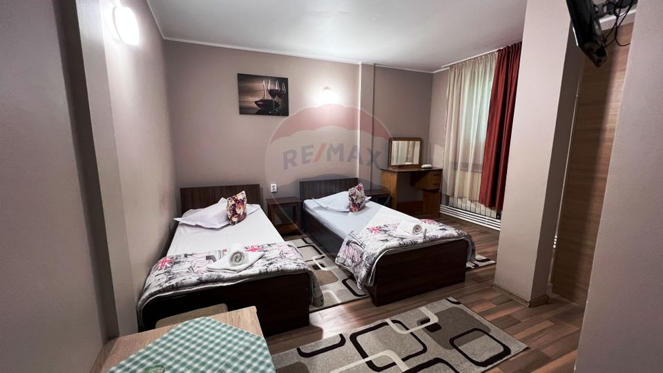 Pensiune de vânzare, cu potential– zona Bariera Traian, Galați