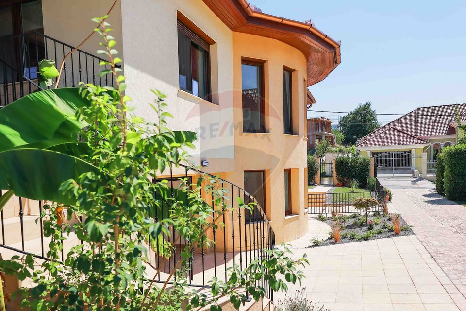 5 room House / Villa for sale, Dealuri Oradea area