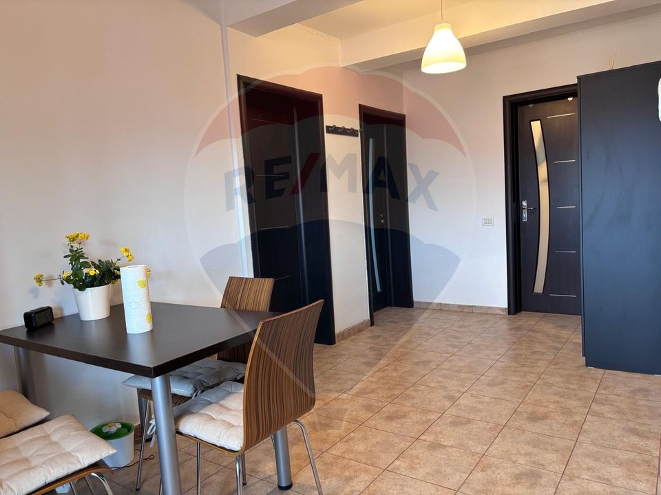 Apartament cu 2 camere de vânzare în zona Central