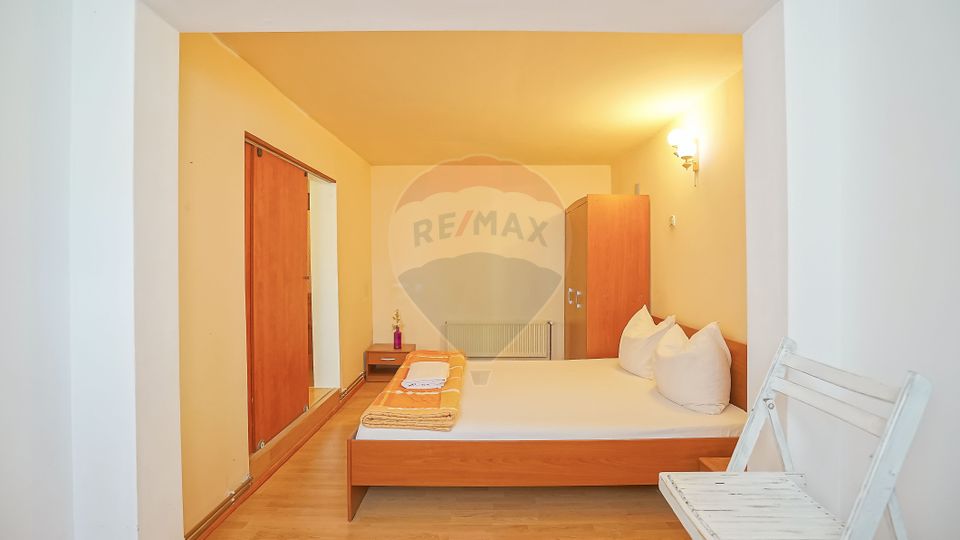 11 room House / Villa for sale