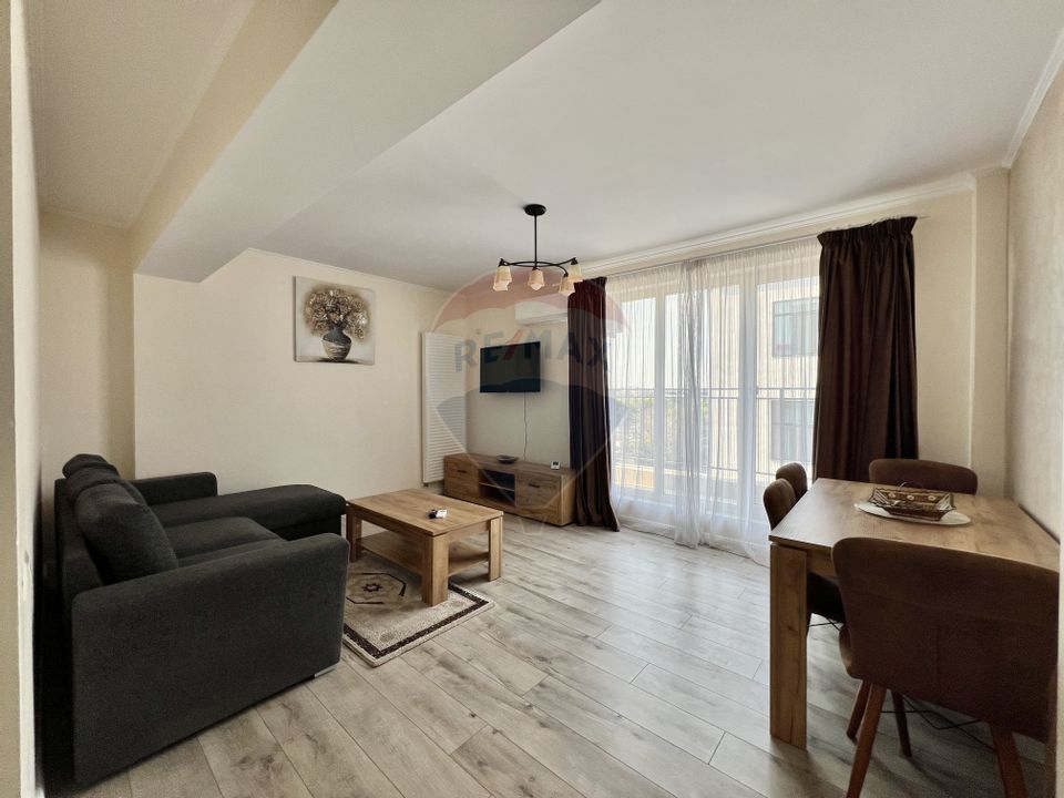 3 camere decomandat, bloc nou. Terasă 8.8 mp  Mobilat & loc de parcare