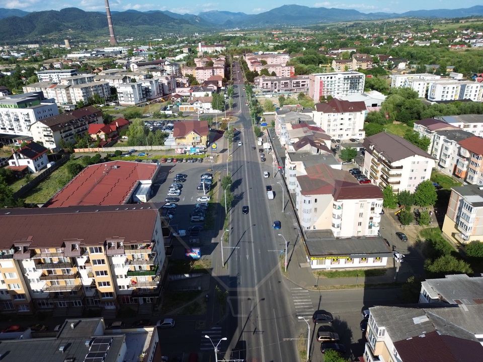 450sq.m Commercial Space for rent, Hotvon area