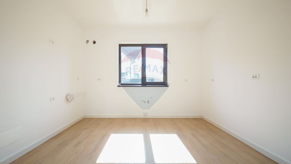 4 room House / Villa for sale