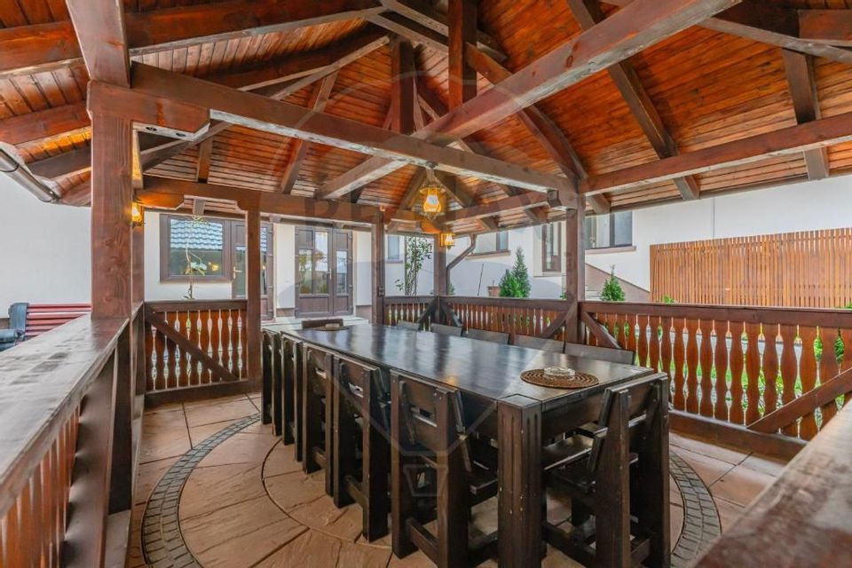 18 room Hotel / Pension for sale, Central area