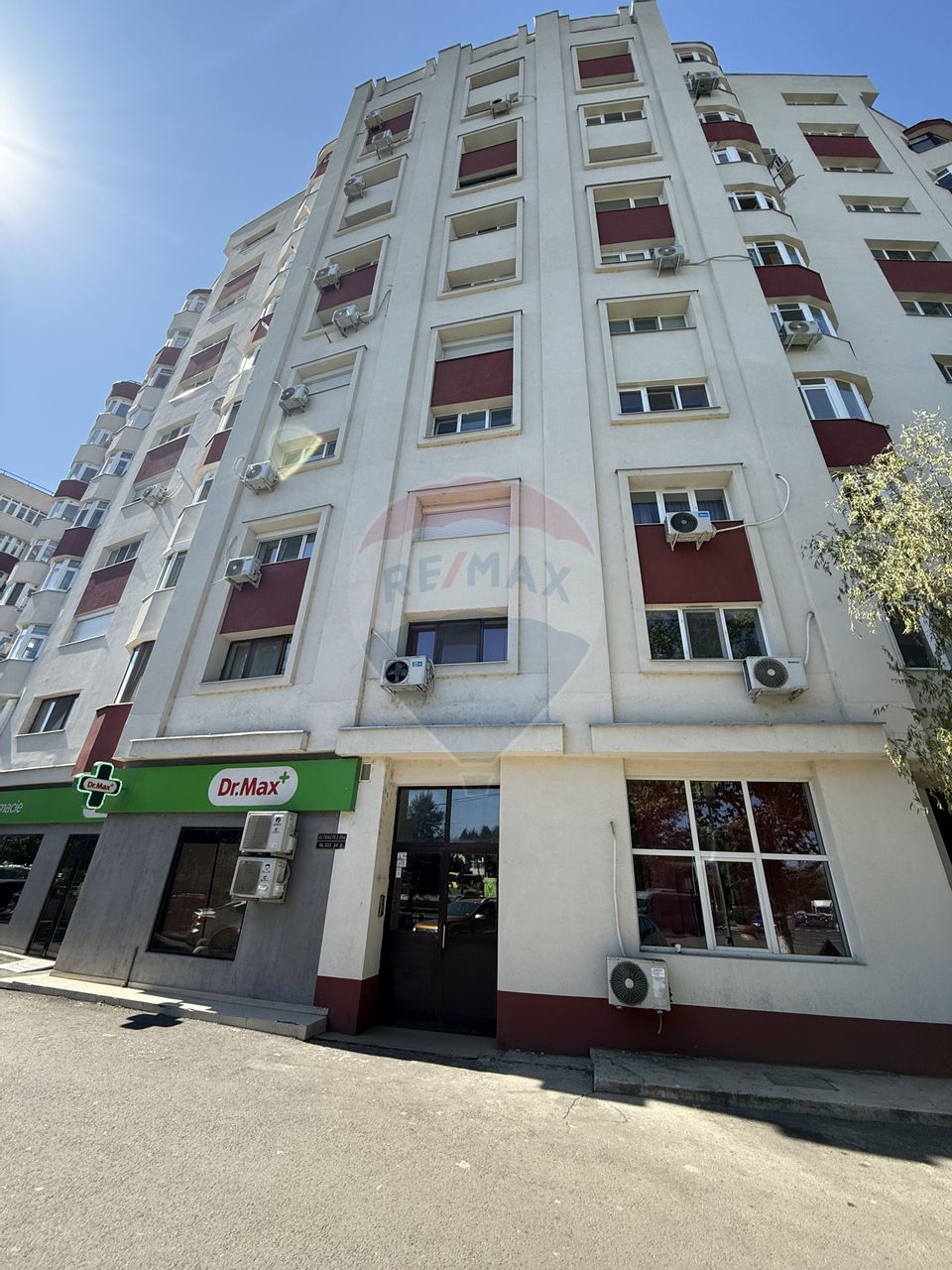 Apartament doua camere APARATORII PATRIEI