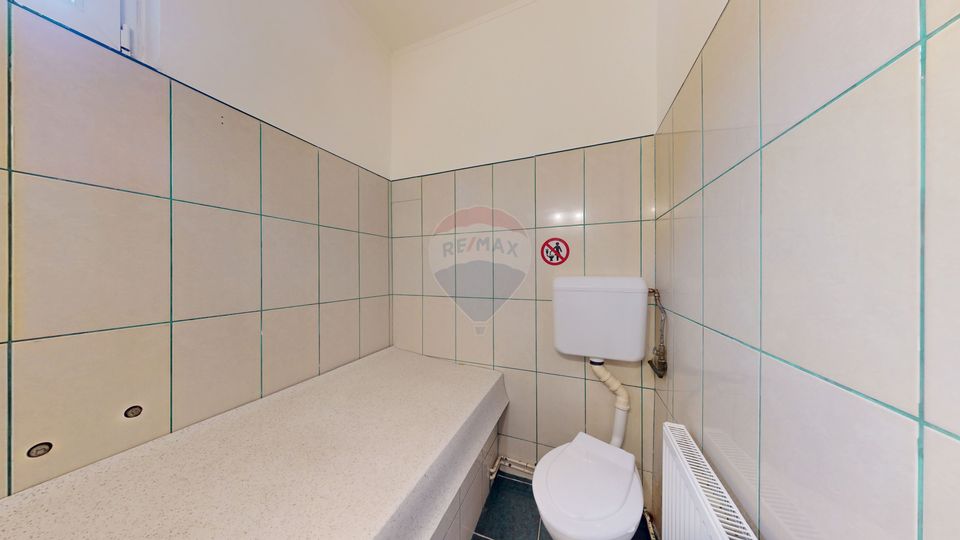 84sq.m Commercial Space for rent, Bartolomeu area