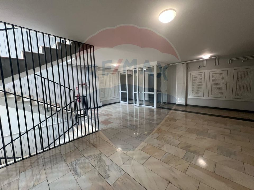 Apartament 2 camere in West Side Park, de inchiriat