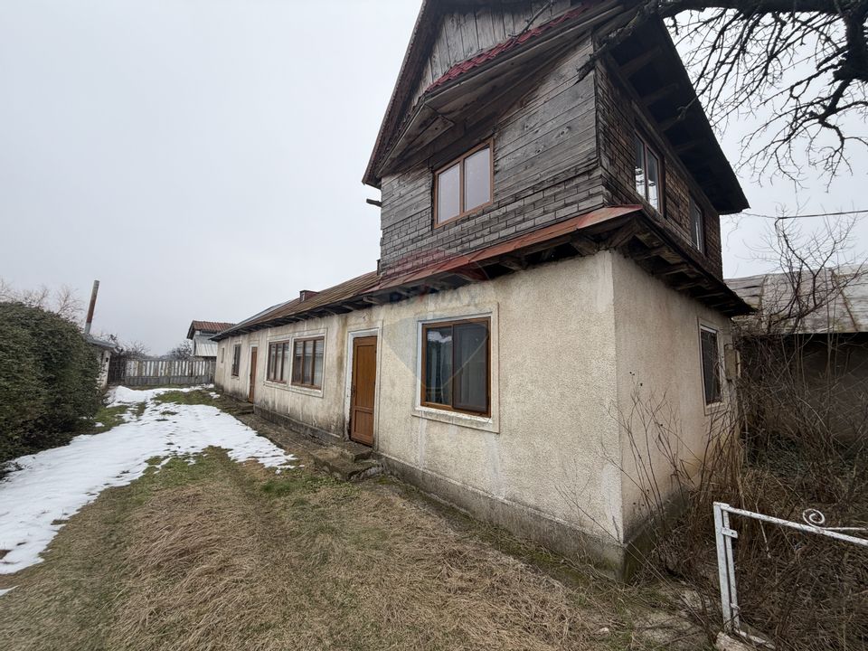 Casă cu teren Tifesti