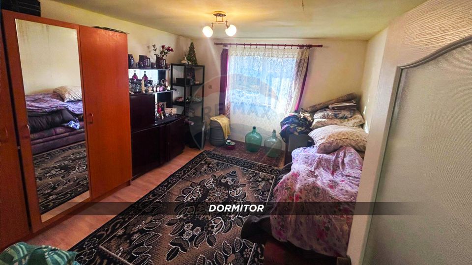 Casă cochetă, cu priveliște superbă asupra orașului Baia Sprie