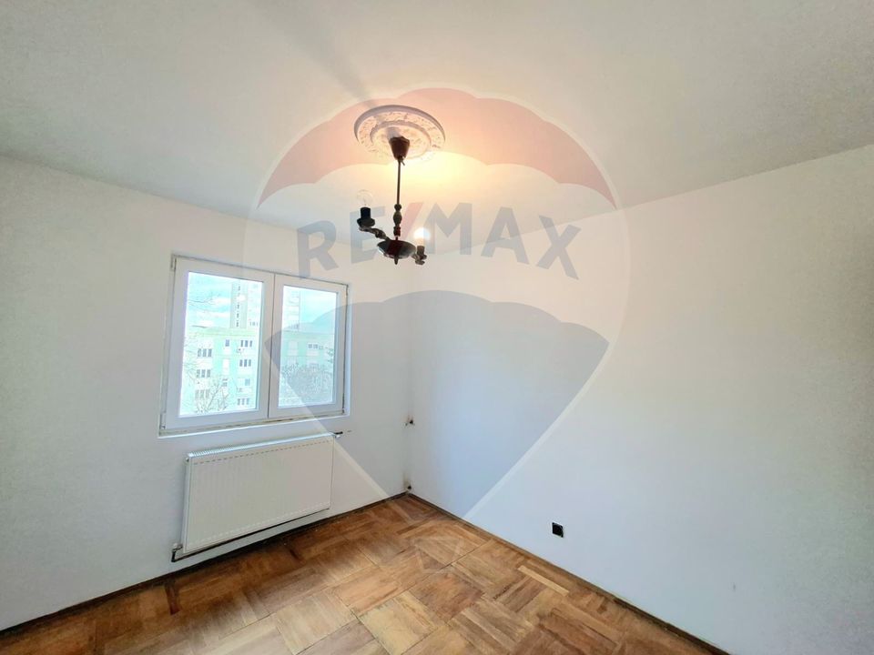 3 room Apartment for sale, Romanilor area