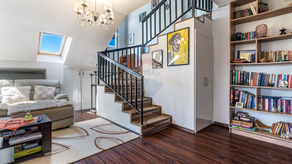 4 room Apartment for sale