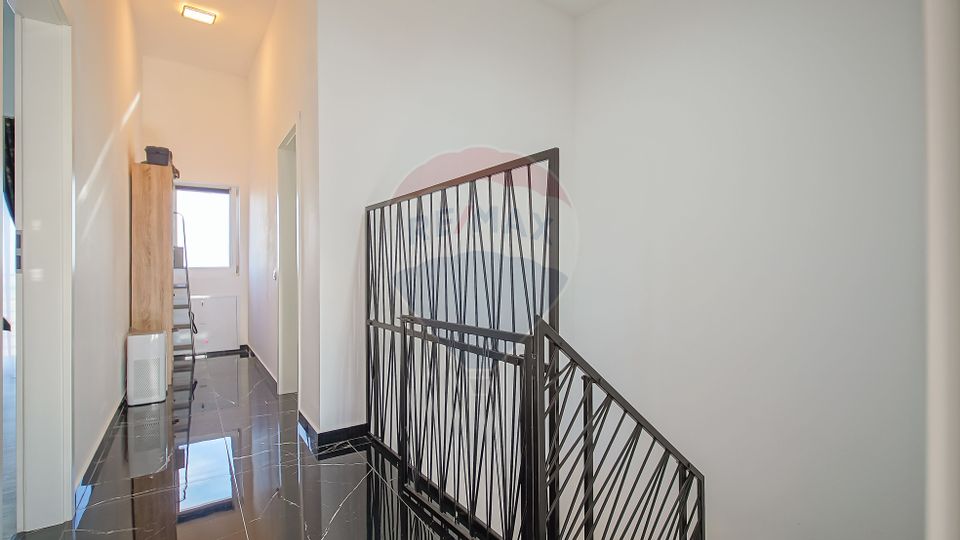 Casa Moderna De Vanzare Cartier Izvor-Finisaje premium Mutare Imediata