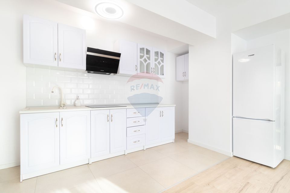 Rent 3 rooms, underground parking, beautiful sunsets, Petrom City