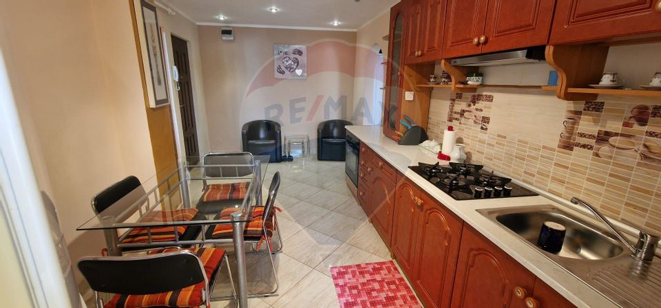 2 room Apartment for rent, Milcov area