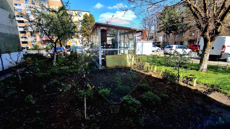 2 room apartment on the ground floor – Fortuna Square, quiet area