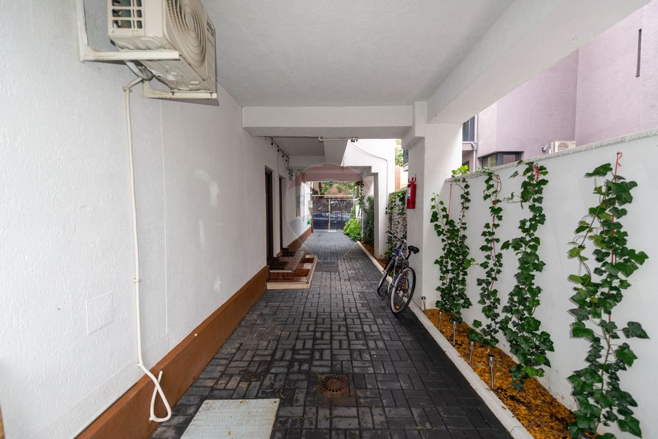 3 room Apartment for sale, Decebal area