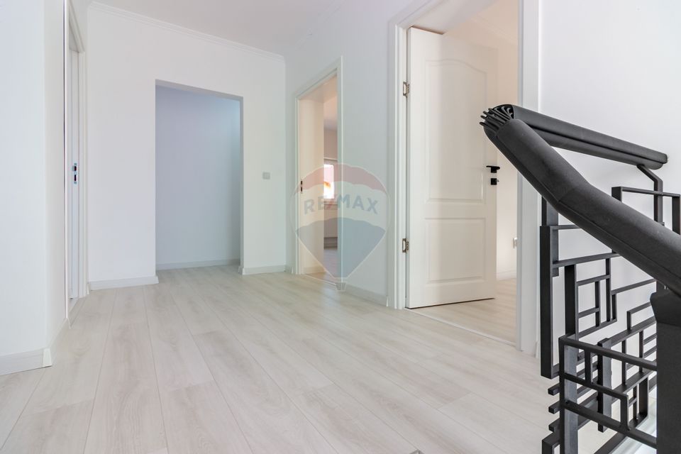 Casă / Vilă de vanzare in Buftea, centru