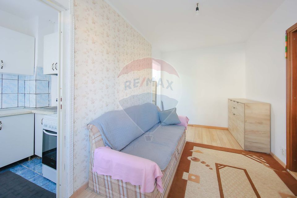 De vânzare, apartament cu 2 camere, Zona Velența