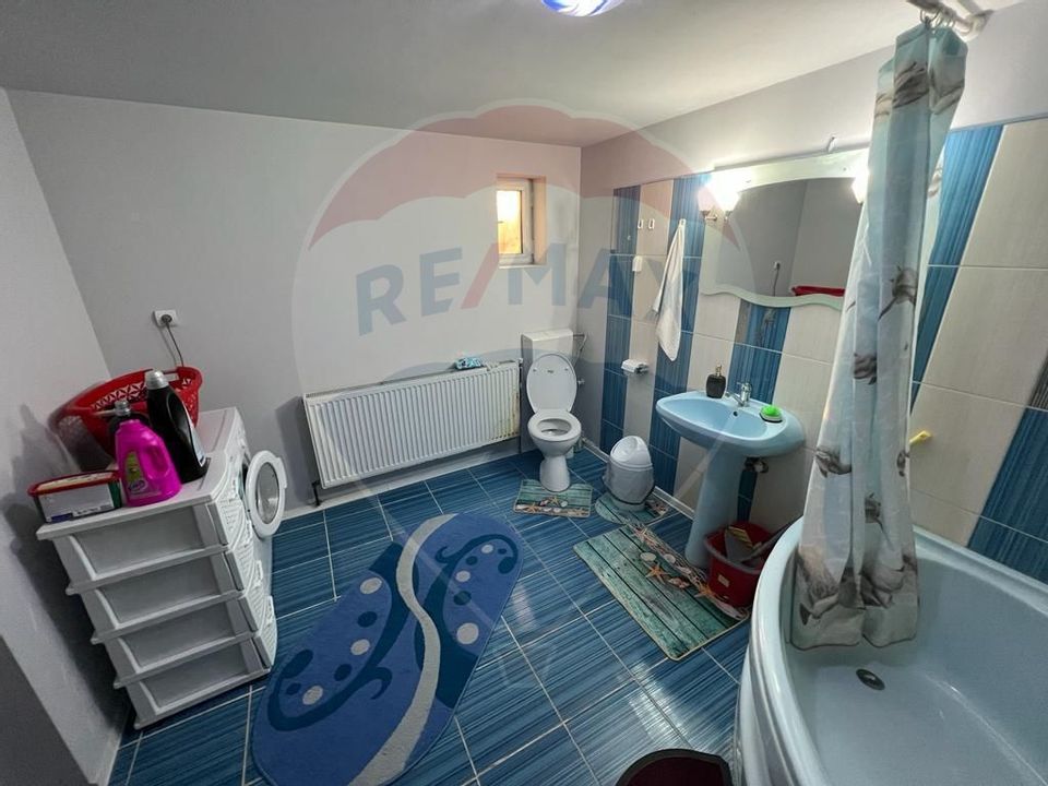 4 room House / Villa for sale