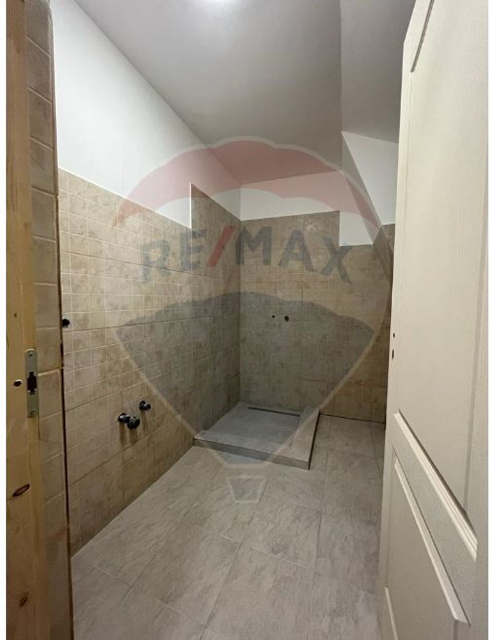 3 room House / Villa for rent, Central area