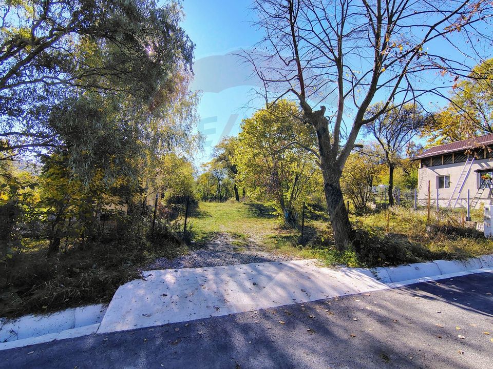 Teren 5,408mp Pucioasa / Strada Miculesti