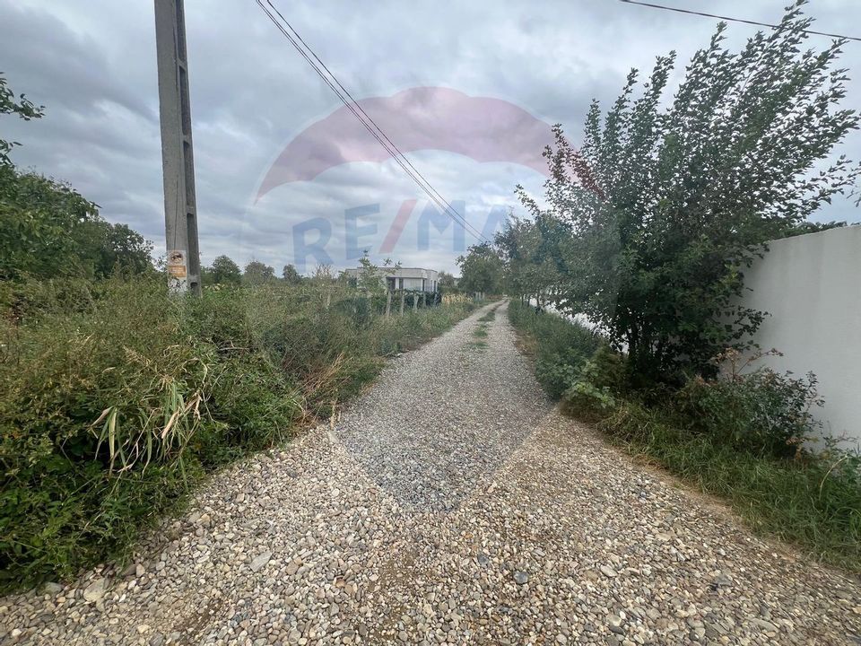 Land 1,300sqm Campineanca / Strada Hotarului