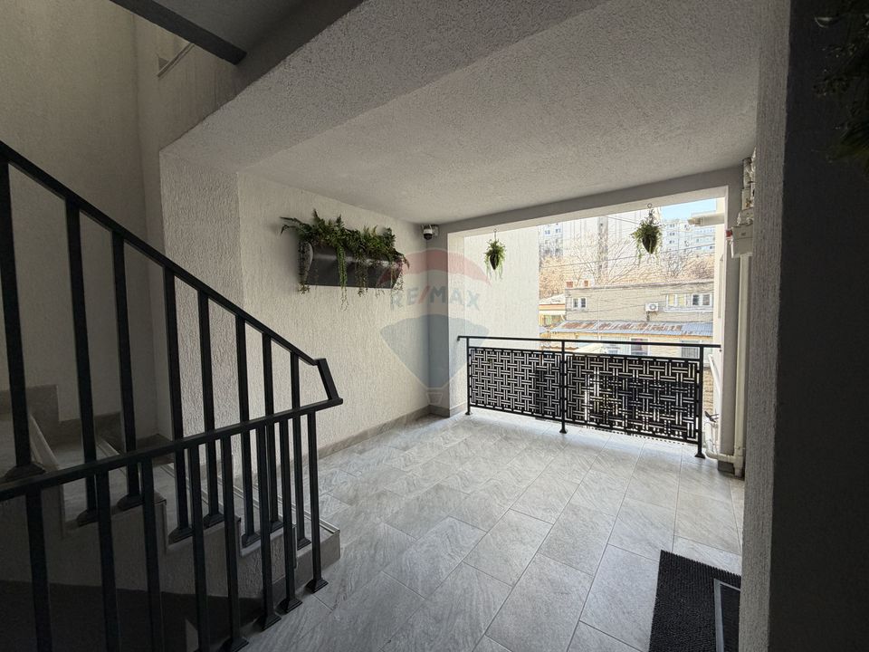 2 room Apartment for rent, P-ta Muncii area