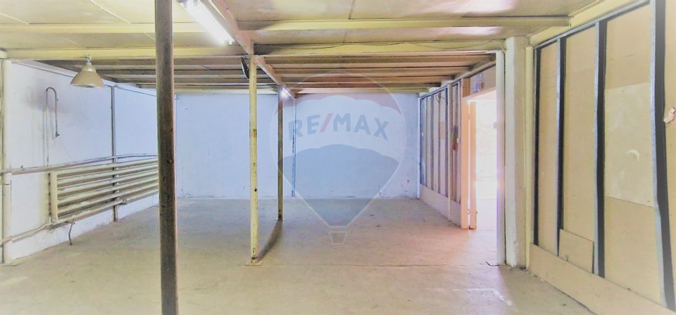 300sq.m Industrial Space for rent, Bartolomeu area