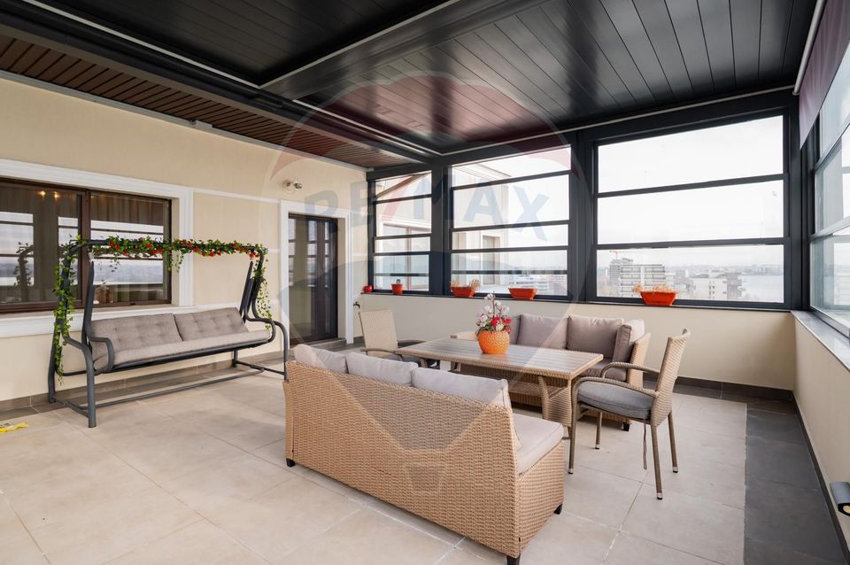 Penthouse de vanzare in Mamaia vedere frontala lac si marea Neagra