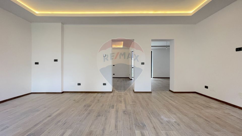 82.73sq.m Office Space for rent, Cetatea area