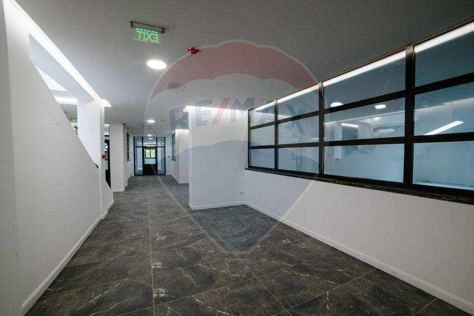 68sq.m Commercial Space for rent, Central area