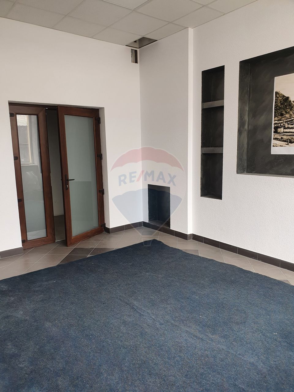 1,289sq.m Office Space for sale, Carierei area