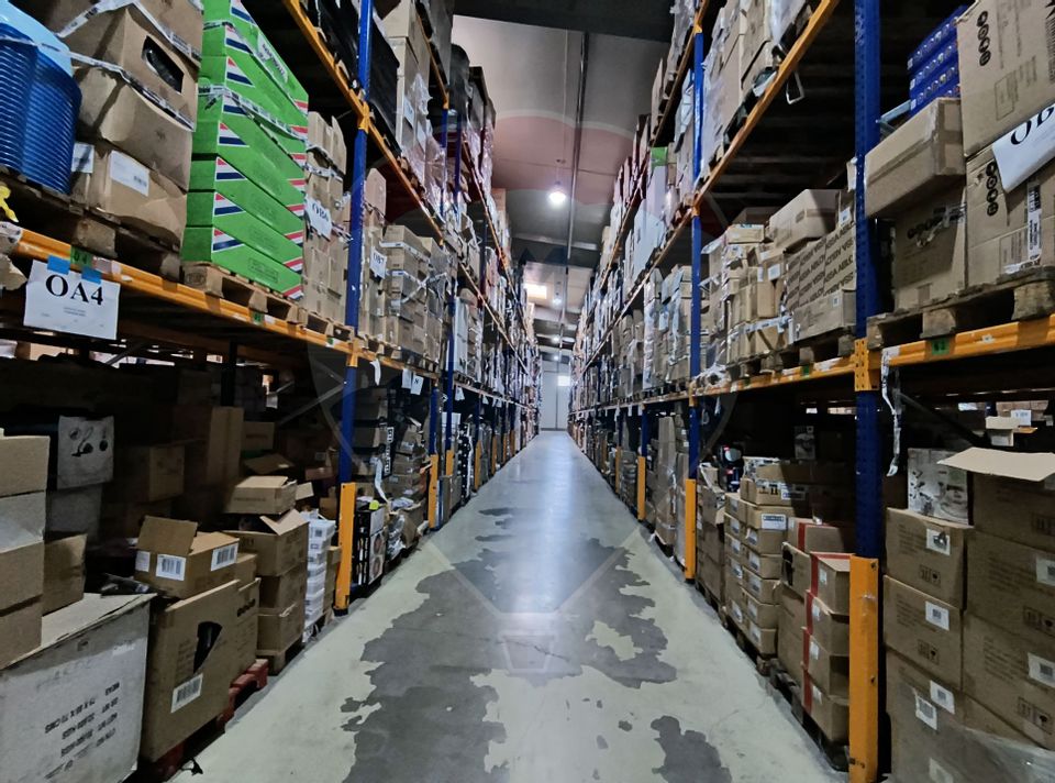 Industrial space, hall, logistics warehouse, showroom premium offices