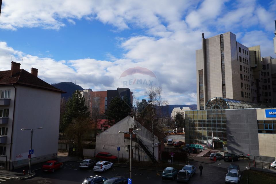 Apartment 3 camere Centrul Civic