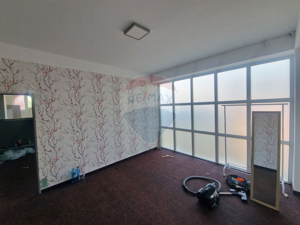 552sq.m Commercial Space for sale, Darmanesti area