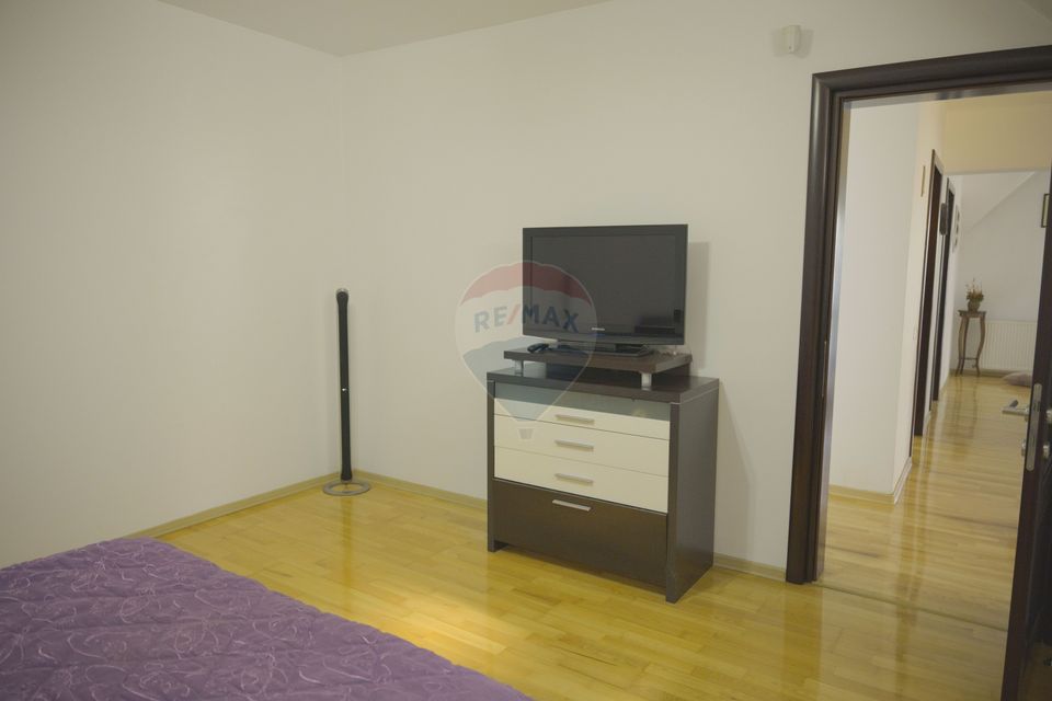 7 room House / Villa for sale