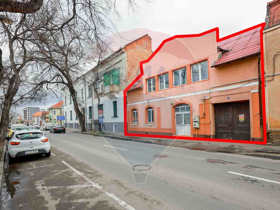 160sq.m Commercial Space for rent, Ultracentral area