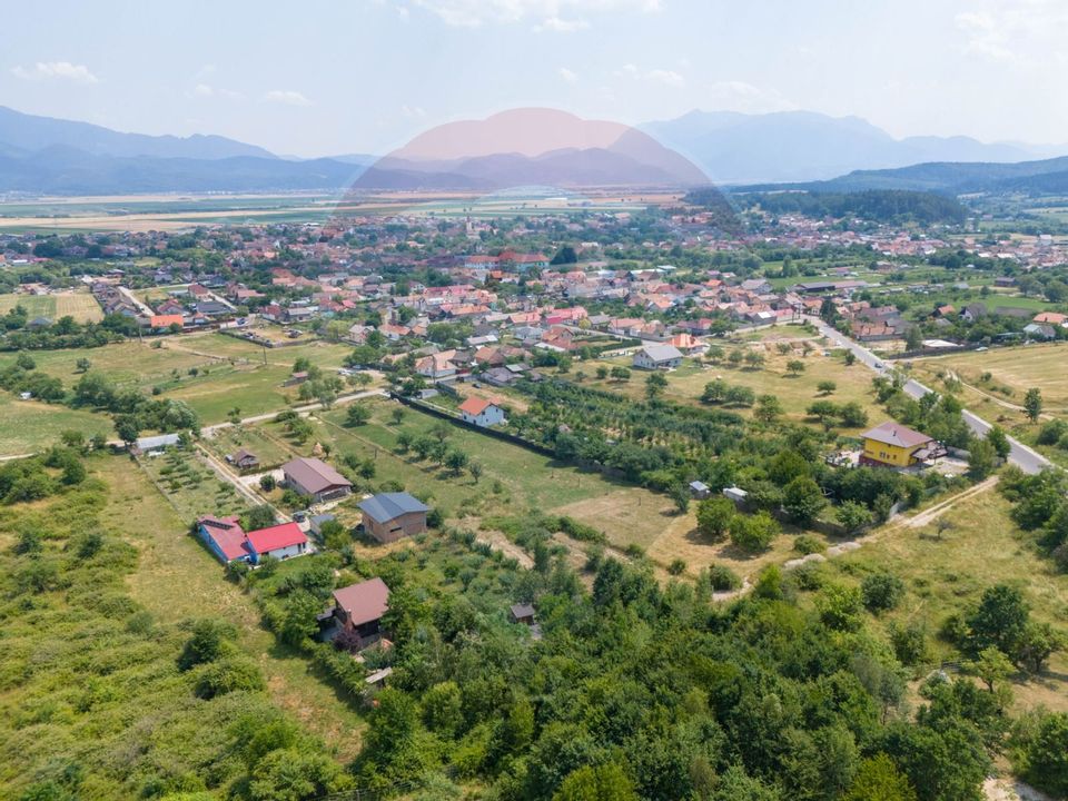 Land 2,187sqm Vulcan / Strada Parului