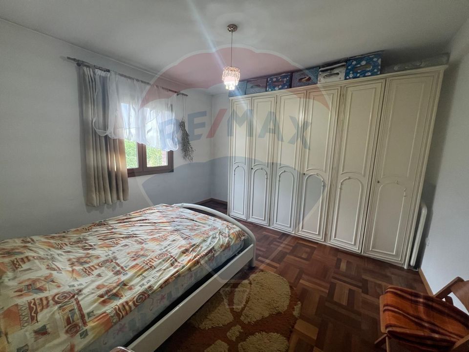 6 room House / Villa for sale